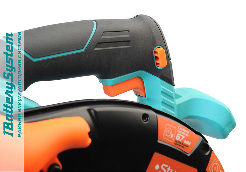 akkumulyatornaya_tsirkulyarnaya_pila_sturm_ccs1867bl_1batterysystem