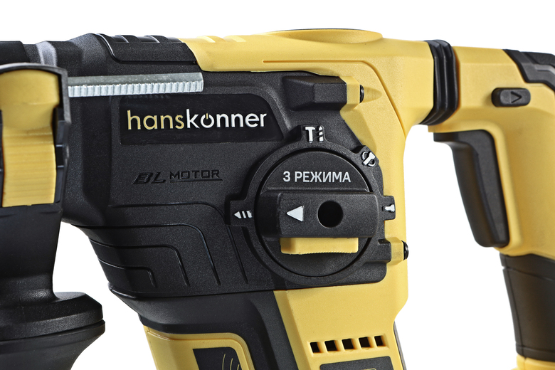 akkumulyatornyy_perforator_hanskonner_platinum_hrh1827bl_28dzh_3rezh