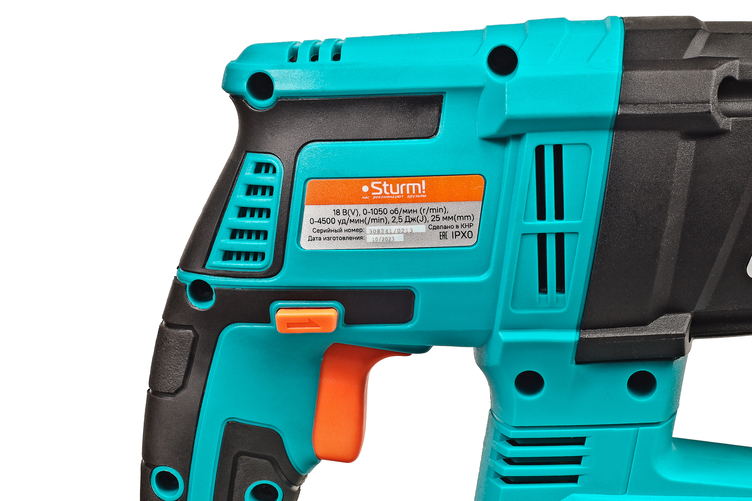 akkumulyatornyy_perforator_sturm_crh1825bl_1batterysystem