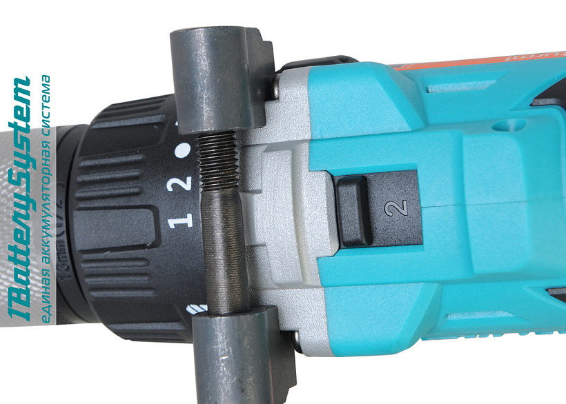 akkumulyatornyy_shurupovert_sturm_cd2080_1batterysystem