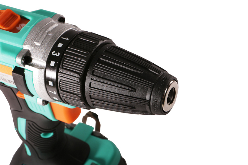 akkumulyatornyy_shurupovert_sturm_cd3614