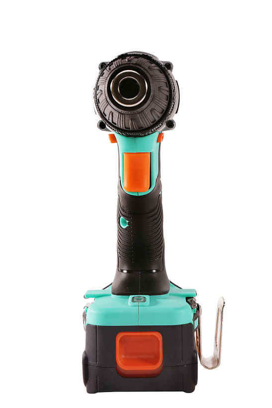 akkumulyatornyy_shurupovert_sturm_cd3614