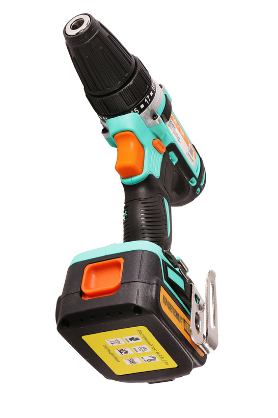 akkumulyatornyy_shurupovert_sturm_cd3614