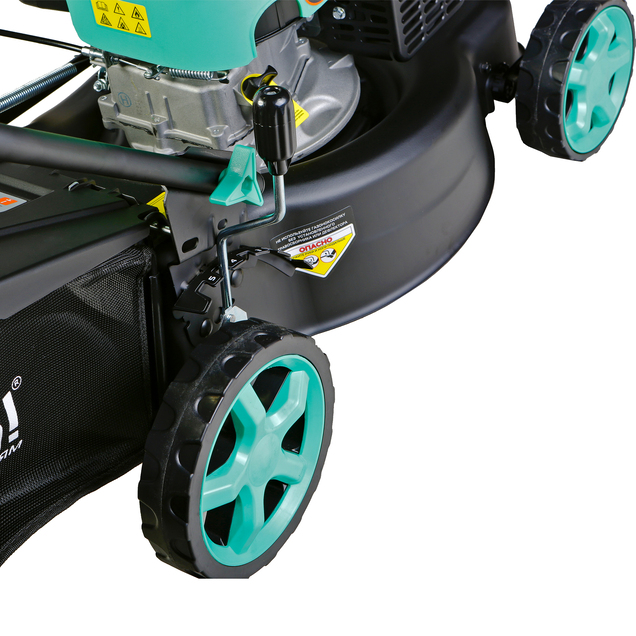 benzinovaya_gazonokosilka_sturm_pl1241