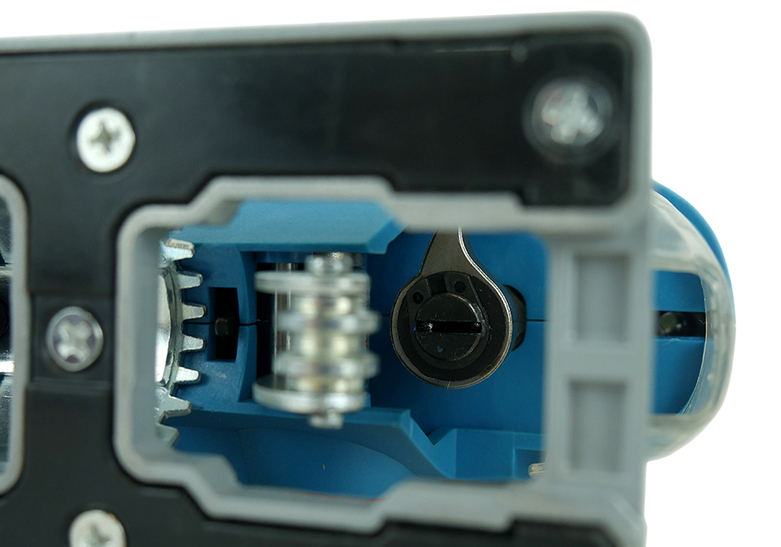 lobzik_elektricheskiy_sturm_js4010ql