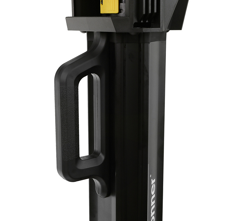 machta_osvetitelnaya_1batterysystem_7000lm_bez_akb_i_zu_hanskonner