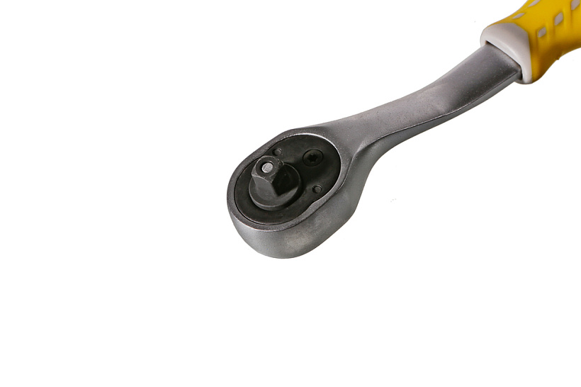 nabor_instrumentov_dlya_avtomobilya_94_predmeta_hanskonner