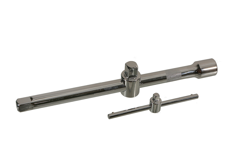 nabor_instrumentov_universalnyy_77_predmetov_sturm