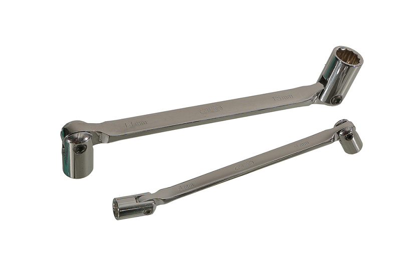 nabor_instrumentov_universalnyy_77_predmetov_sturm