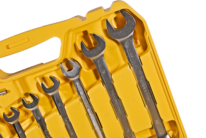 nabor_instrumentov_universalnyy_82_predmeta_hanskonner