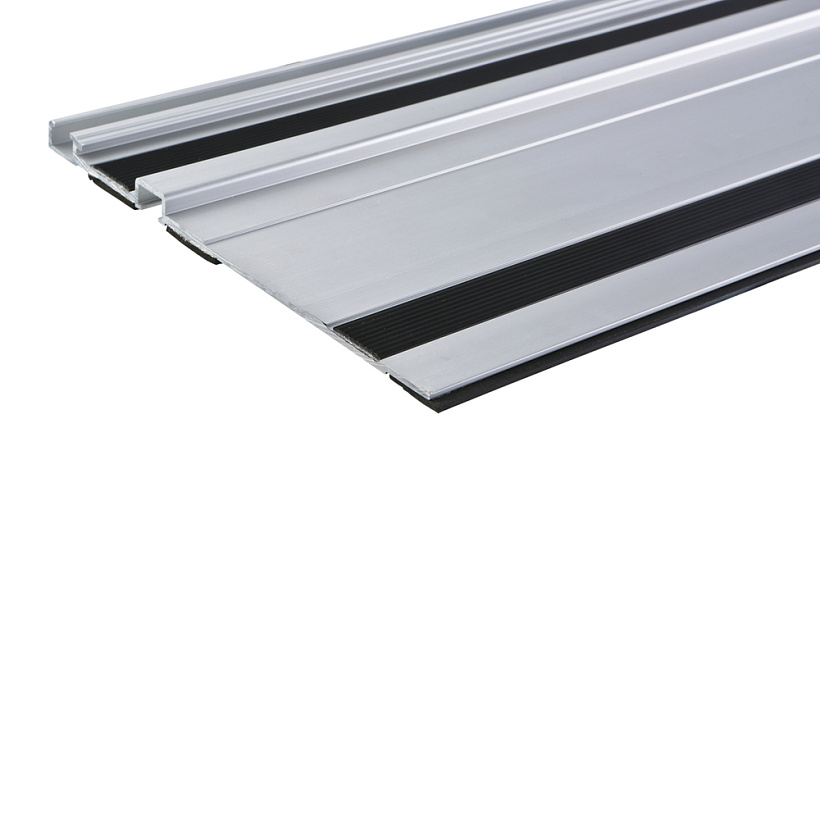 napravlyayushchaya_dlya_pogruzhnoy_pily_2sht70sm2_strubtsiny_sturm