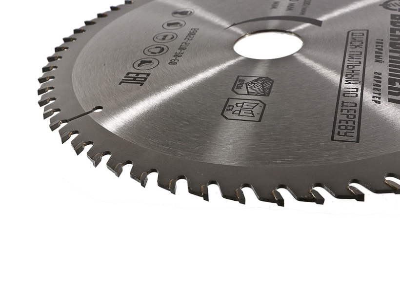 pilnyy_disk_po_derevu_210x30mm_60_zubev_boekomplekt