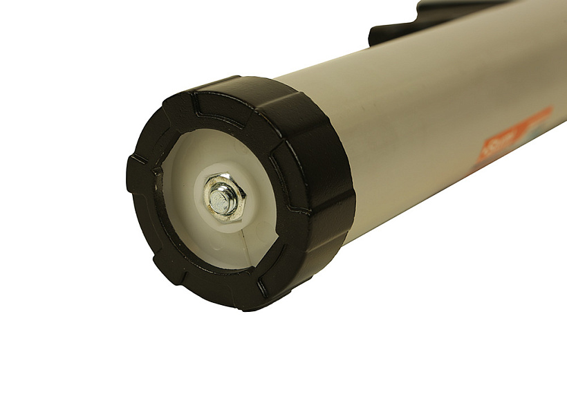 pistolet_dlya_germetika_600ml_tsilindricheskiy_sturm