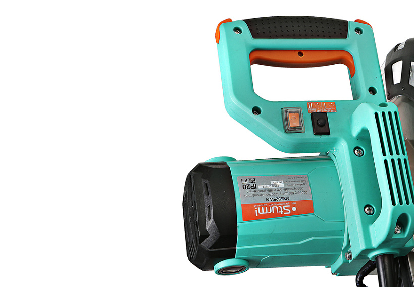 sturm_tortsovochnaya_pila_s_protyazhkoy_derevo_metall_ms5525wm