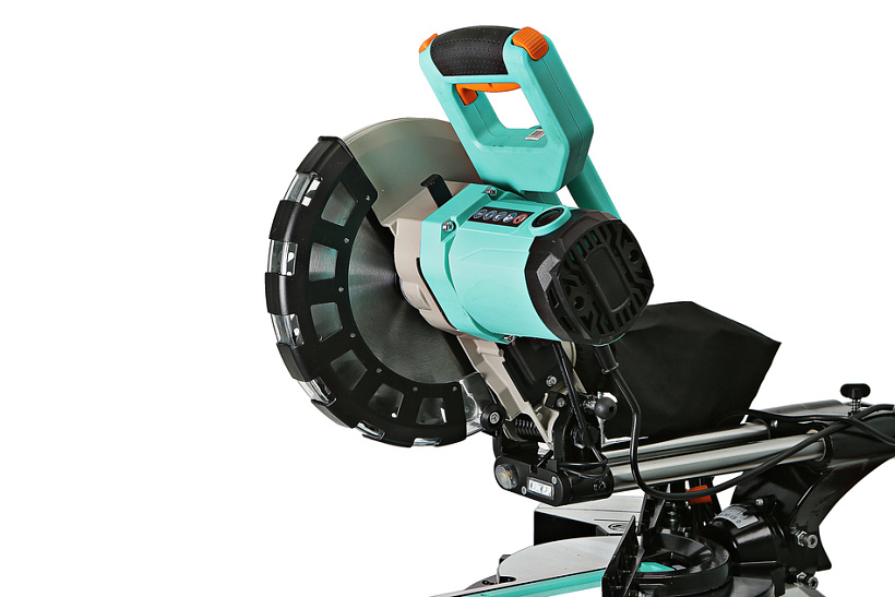 sturm_tortsovochnaya_pila_s_protyazhkoy_derevo_metall_ms5525wm