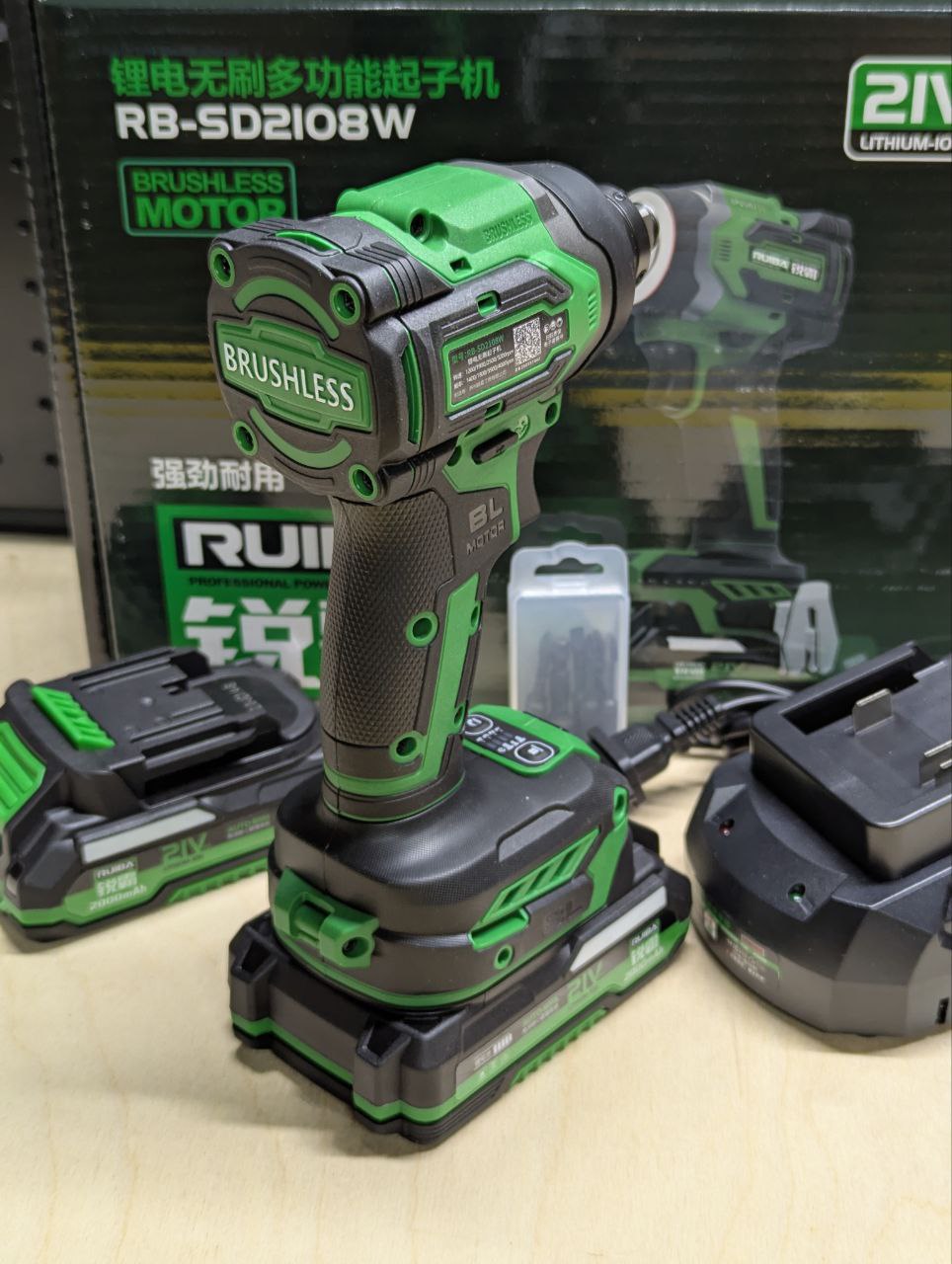 vintovert_ruiba_rb_sd2108w